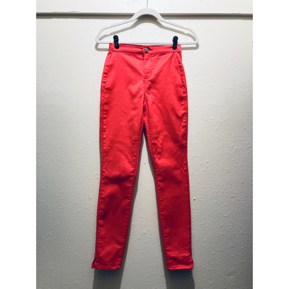 High waisted hot pink skinny pants